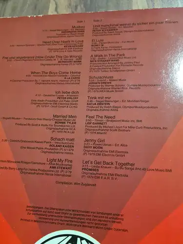 16 Top Hits