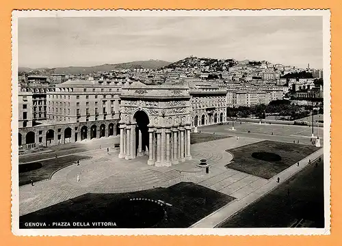 [Ansichtskarte] Genova - Piazza della Vittoria / gelaufen 1938 / Grusstext deutsch. 