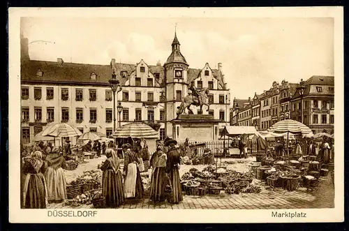 AK Düsseldorf Wochenmarkt vor altem Rathaus, Jan-Wellem-Denkmal 1926 #IN743