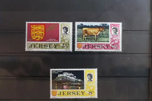 Großbritannien Jersey 107-109 postfrisch #SO678