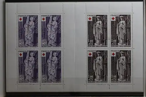 Frankreich 2001-2002 postfrisch als Markenheft Rotes Kreuz #TA450