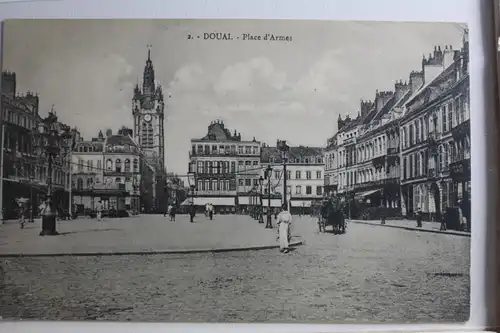 AK Douai Place d'Armes Feldpost 1915 #PG383