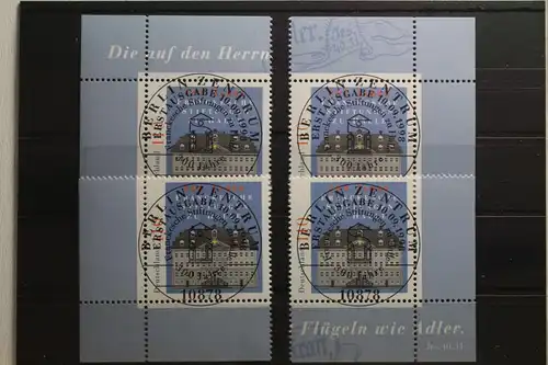 BRD 2011 gestempelt mit allen vier Eckenrändern #TX011