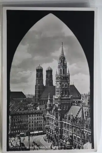 AK München Blick auf Rathaus und Frauenkirche 1950 #PH778