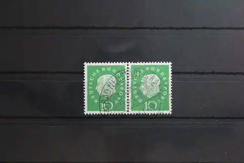 BRD 303 gestempelt als waagrechtes Paar #UF030