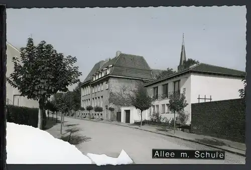 AK Anrath Kreis Viersen Vorlagekarte, Allee mit Schule #IT793