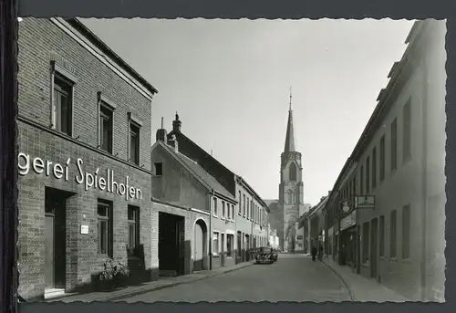 AK Anrath Kreis Viersen Vorlagekarte, Geschäftsstrasse mit kath. Kirche #IT792