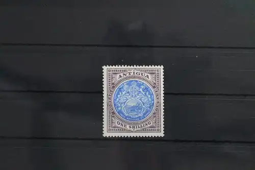 Antigua und Barbuda 22 mit Falz #UW200