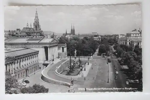AK Wien Ringstraße und Parlament, Rathaus und Burgtheater #PK010