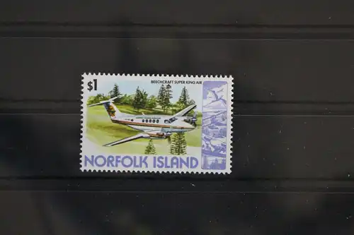 Norfolk 252 postfrisch Flugzeuge Luftfahrt #WX424