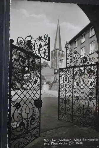 AK Mönchengladbach Altes Rathaus mit Pfarrkirche (um 1500) #PL661