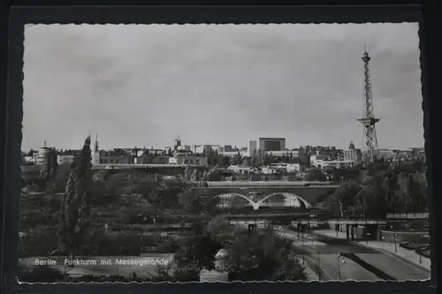 AK Berlin Funkturm mit Messegelände 1958 #PL925