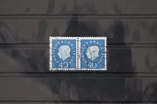 BRD 305 gestempelt als waagerechtes Paar #FX809