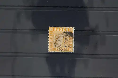 Baden 11 gestempelt N5, etwas raue Zähnung oben #GA008