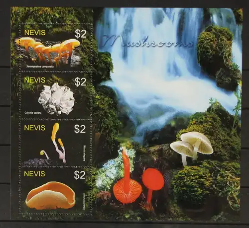 Nevis 2031-2034 postfrisch Kleinbogen / Pilze #GH231