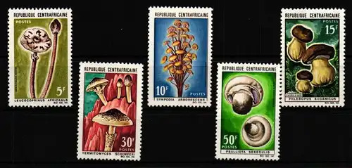 Zentralafrikanische Republik 132-136 postfrisch Pilze #HQ041