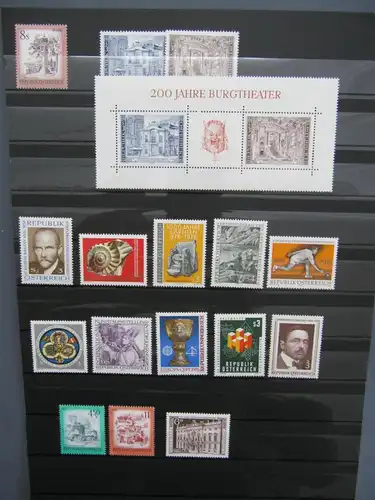 Österreich Jahrgang 1976 mit 1506-1539 postfrisch #HR303
