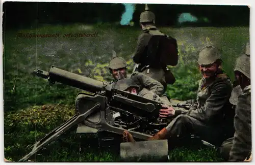 AK Deutschland Infanterieregiment mit Maschinengewehr in Stellung 1916 #PM420