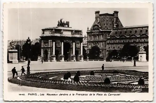 AK Paris Les Nouveaux Jardins a la Francaise de la Place du Carrousel #PN158