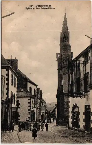 AK Douarnenez Église et Rue Sainte-Héléne #PM680