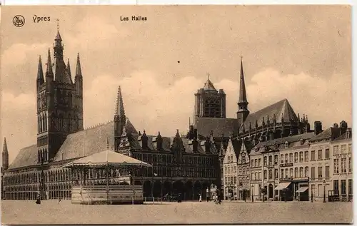 AK Ypres Les Halles 1915 #PM836