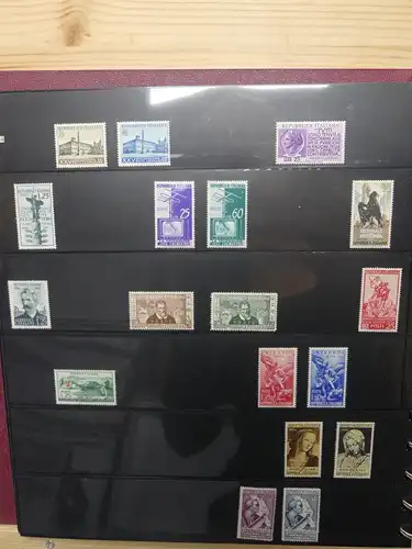 Italien 1862-1990 besammelt meist postfrisch auf schwarzen Safe Seiten #LX753