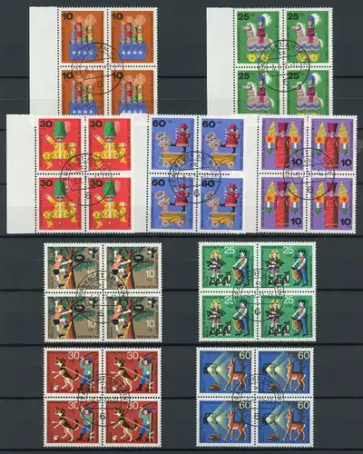 Berlin Lot 4er Blöcke zentrisch gestempelt #JW909