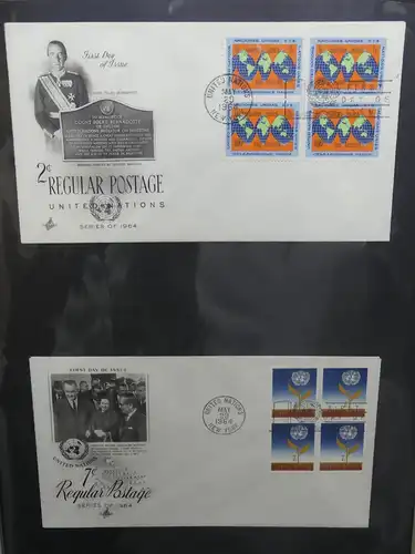 Vereinte Nationen New York FDCs ab 1951 besammelt im Ring Binder #LY662