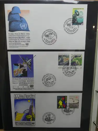 Vereinte Nationen Wien FDCs ab 1979 besammelt im Ring Binder #LY665