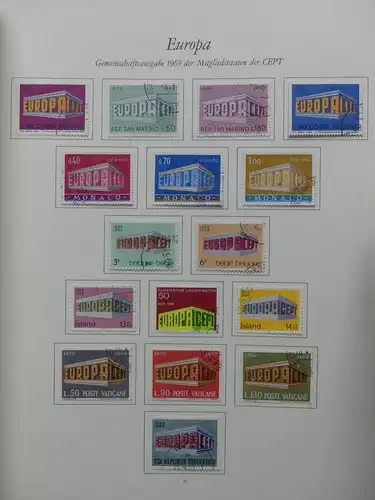 Japan ergiebige Sammlung in 2 Einsteckalben #LY796