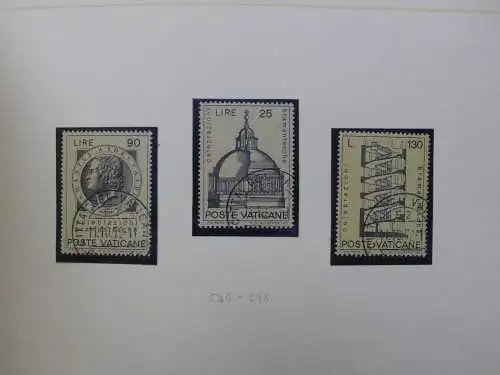 Vatikan 1963-1973 gestempelt besammelt mit Briefen im Binder #LY999