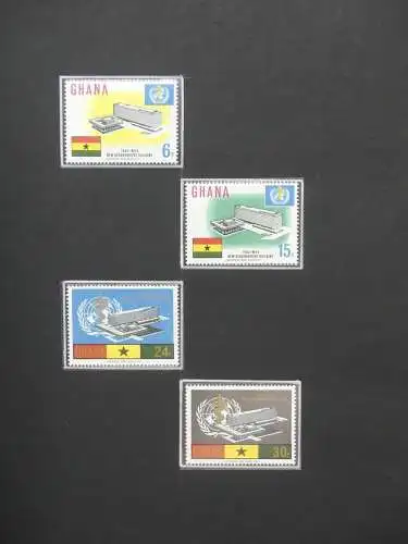 Ghana postfrisch besammelt in2 Borek Alben #LZ036