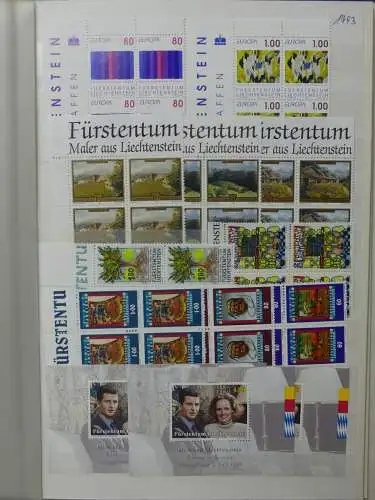 Liechtenstein in 4er Blocks postfrisch besammelt im Eisteckalbum #LZ054