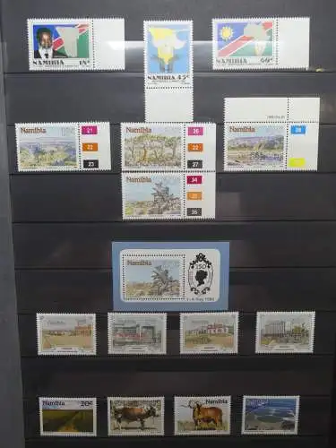 Namibia 1990-1999 ** mit über 500,- € KW auf Einsteck-Album #LZ051