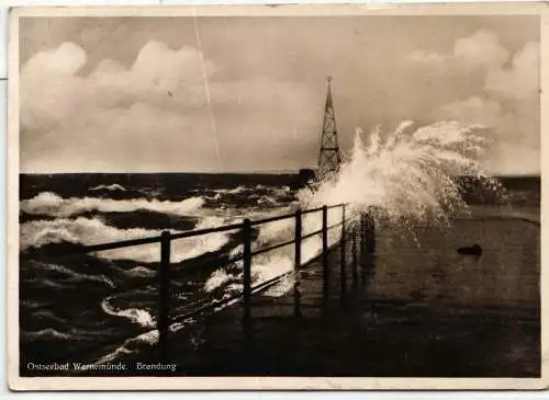 Ak Warnemünde Brandung 1934 auf Postkarte Ansichtskarte #NT328