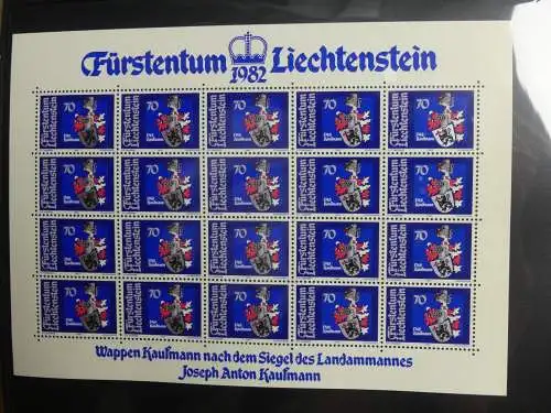 Liechtenstein Kleinbögen und Markenheftchen im Leuchtturmbinder #LZ282