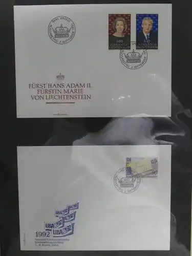 Liechtenstein Sammlung FDCs auf selbstgestalteten Seiten in 2 Binder #LZ370