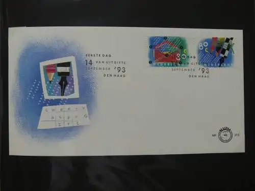 Niederlande Sammlung FDCs auf selbstgestalteten Seiten in 3 dicken Binder #LZ369