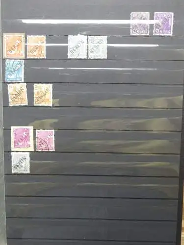 Berlin Lagerbuch teils mit mittleren Werten im Einsteck-Album #LZ577