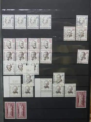 Berlin Lagerbuch teils mit mittleren Werten im Einsteck-Album #LZ577