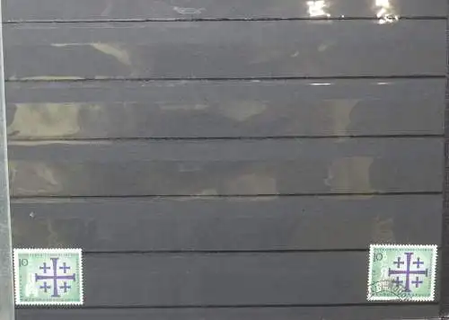 Berlin Lagerbuch teils mit mittleren Werten im Einsteck-Album #LZ577