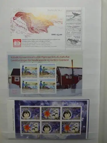 Grönland postfrisch besammelt im Einsteck-Album #LZ683