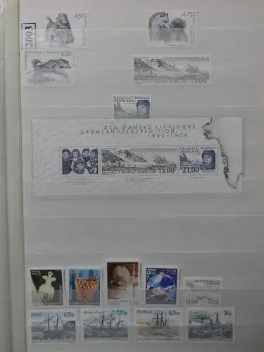 Grönland postfrisch besammelt im Einsteck-Album #LZ683