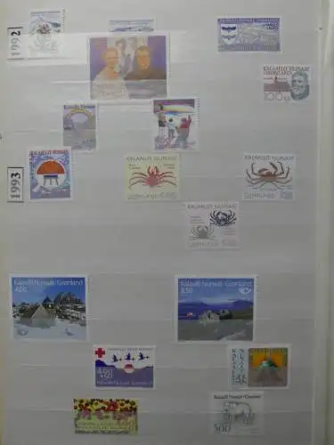 Grönland postfrisch besammelt im Einsteck-Album #LZ683