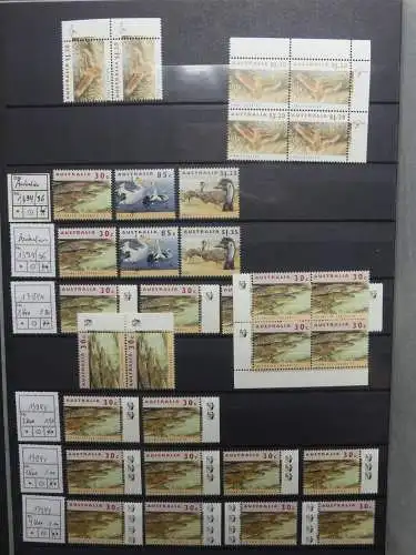 Australien postfrisch besammelt in 3 Steckbüchern #LZ756