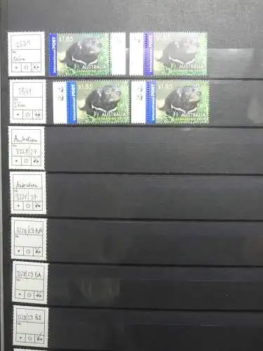 Australien postfrisch besammelt in 3 Steckbüchern #LZ756
