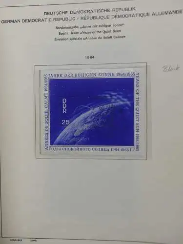 DDR komplett gestempelt von 1949-1972 im Schaubek Binder #LZ768
