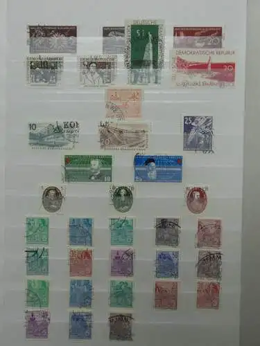 DDR ab Anfängen gestempelt besammelt im Einsteck Album #LZ809