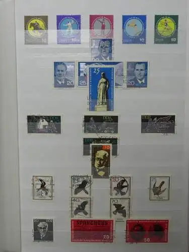 DDR ab Anfängen gestempelt besammelt im Einsteck Album #LZ809
