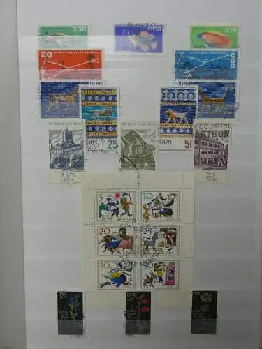 DDR ab Anfängen gestempelt besammelt im Einsteck Album #LZ809